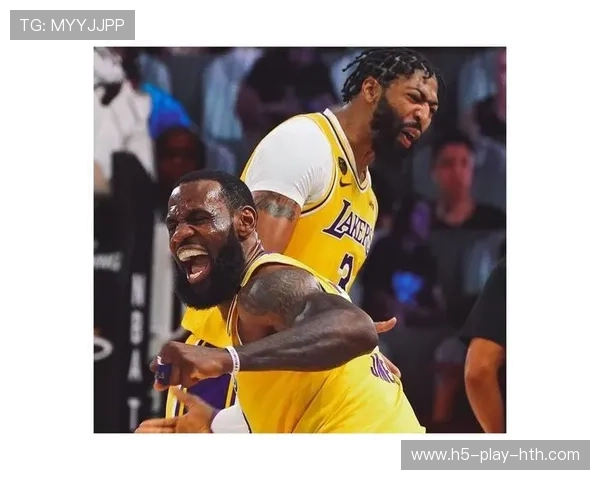 太阳团队末节换人策略奏效实现翻盘